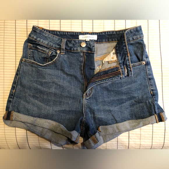 Dynamite jean shorts. Still good condition- they just don’t fit. High waisted. - Picture 1 of 3